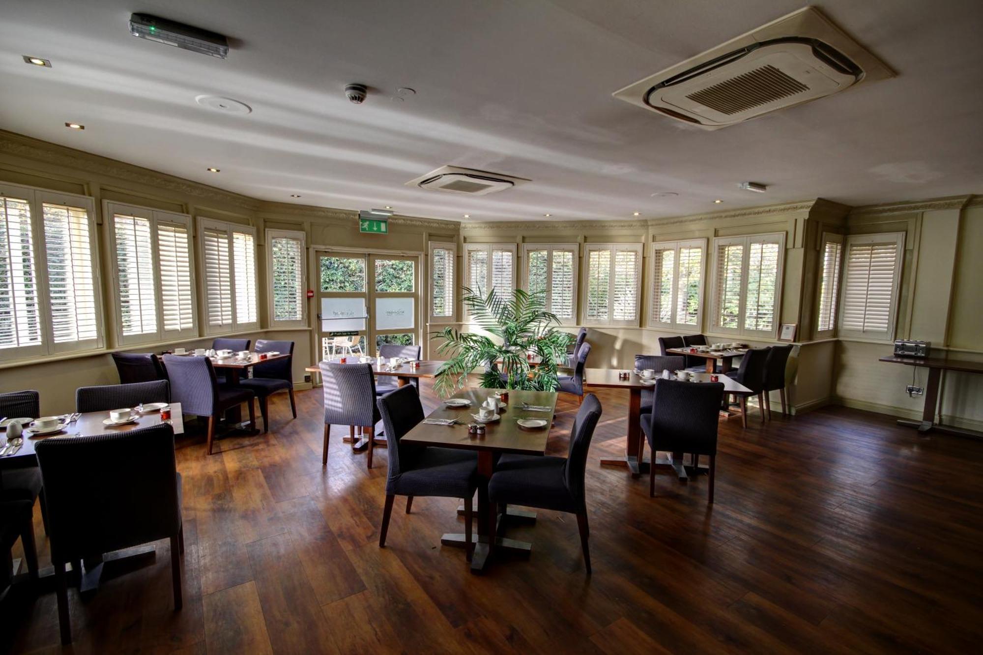 The Rochford Hotel ภายนอก รูปภาพ